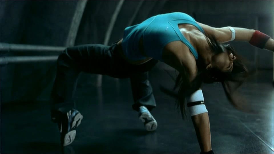 Nike 'Woman'